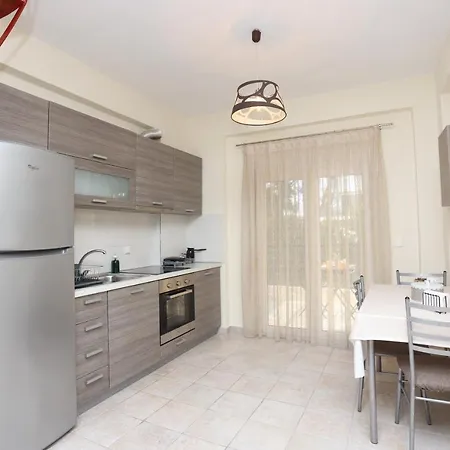 Luxury بوليخرونو