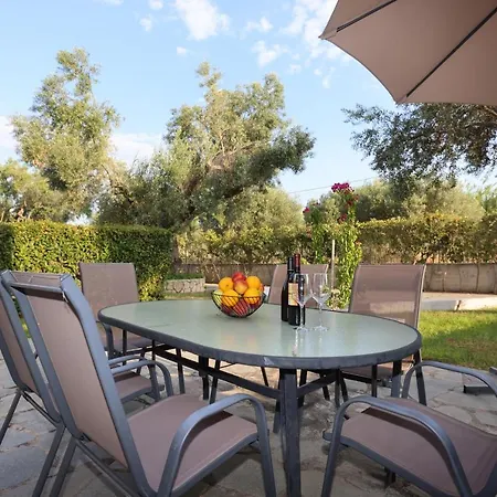 Luxury * بوليخرونو