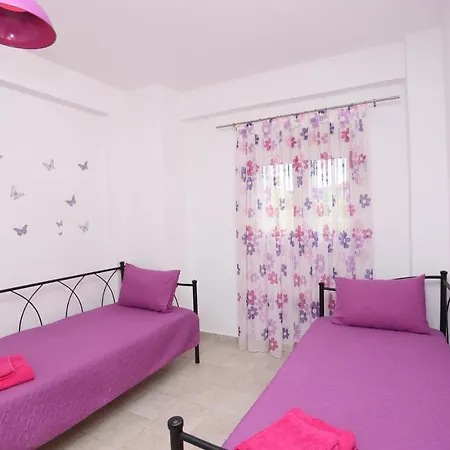 Luxury شقة بوليخرونو